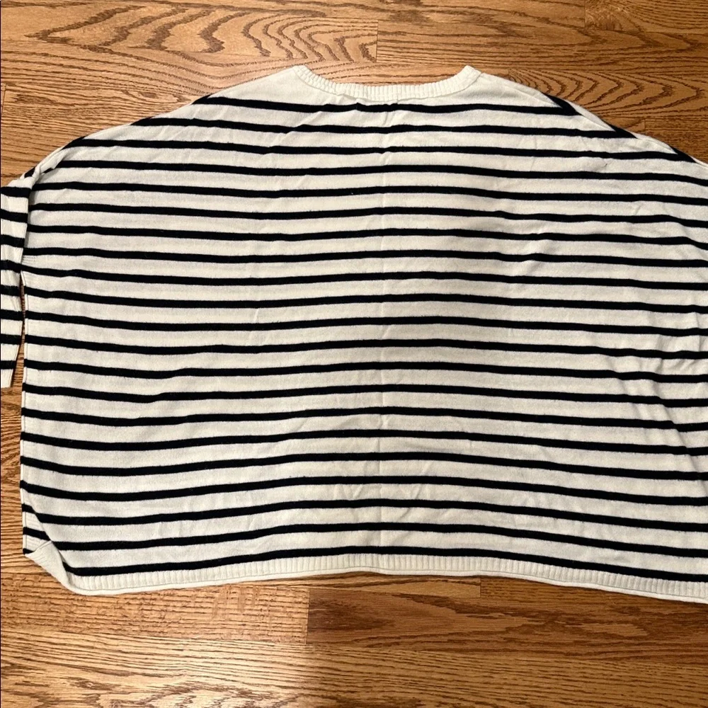 Mersea Catalina Sweater - Picture 4 of 5